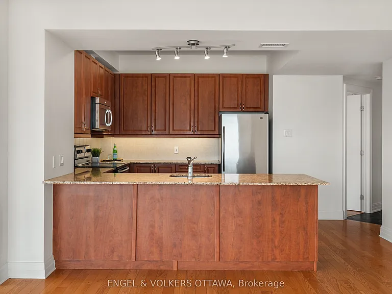 234 Rideau St #2603 — Photo 13