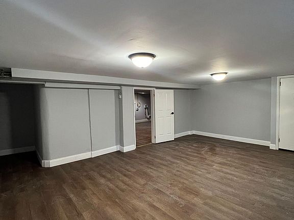 5th image of 934 Pavonia Ave