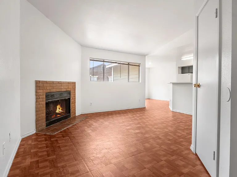 7200 T C Jester Blvd #2604 — Photo 1