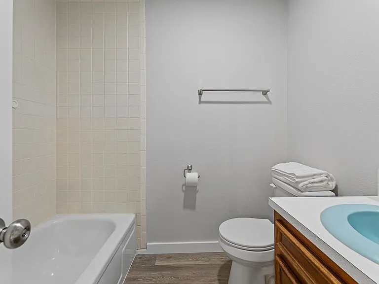3607 W Michigan Ave — Photo 20