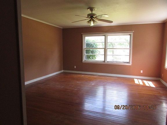 5th image of 1301 Hughey Dr