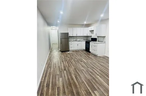 1415 Stratford Ave Photo 1