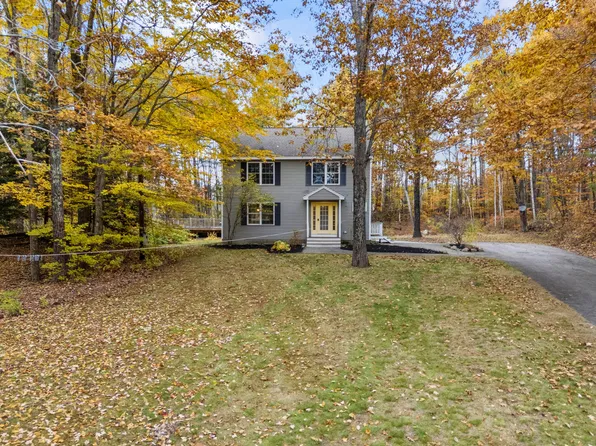 38 Morey Avenue, Mechanic Falls, ME 04256