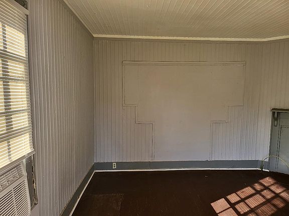 2nd image of 3501 Grote St SW #1