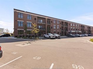 3180 Meadowbrook Ln #206, Windsor, ON