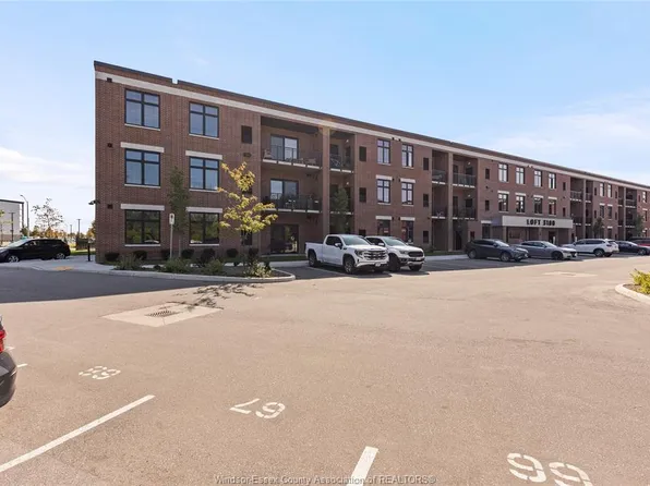 3180 Meadowbrook Ln, Windsor, ON