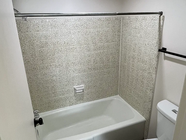 Caledonian Apartments — Photo 25