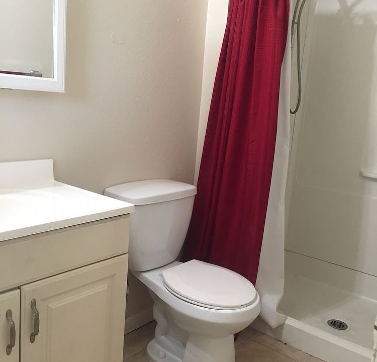 1st image of 1612 Christina Ave