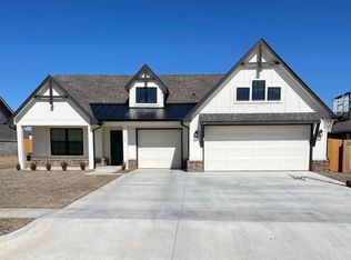 3132 W Albuquerque St, Broken Arrow, OK 74011