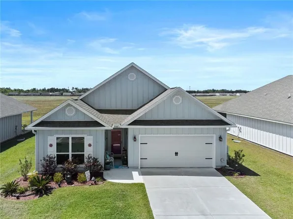 4199 Montague Dr, Gulf Shores, AL 36542