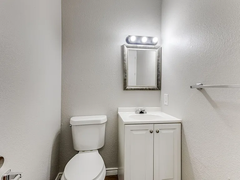 12129 Spring Branch Dr — Photo 8