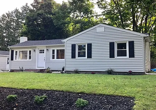 100 Morton St Photo 1