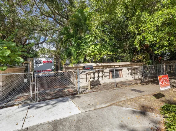 1045 NW 52nd St, Miami, FL 33127
