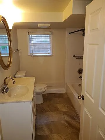 3821 Vincennes Pl — Photo 10