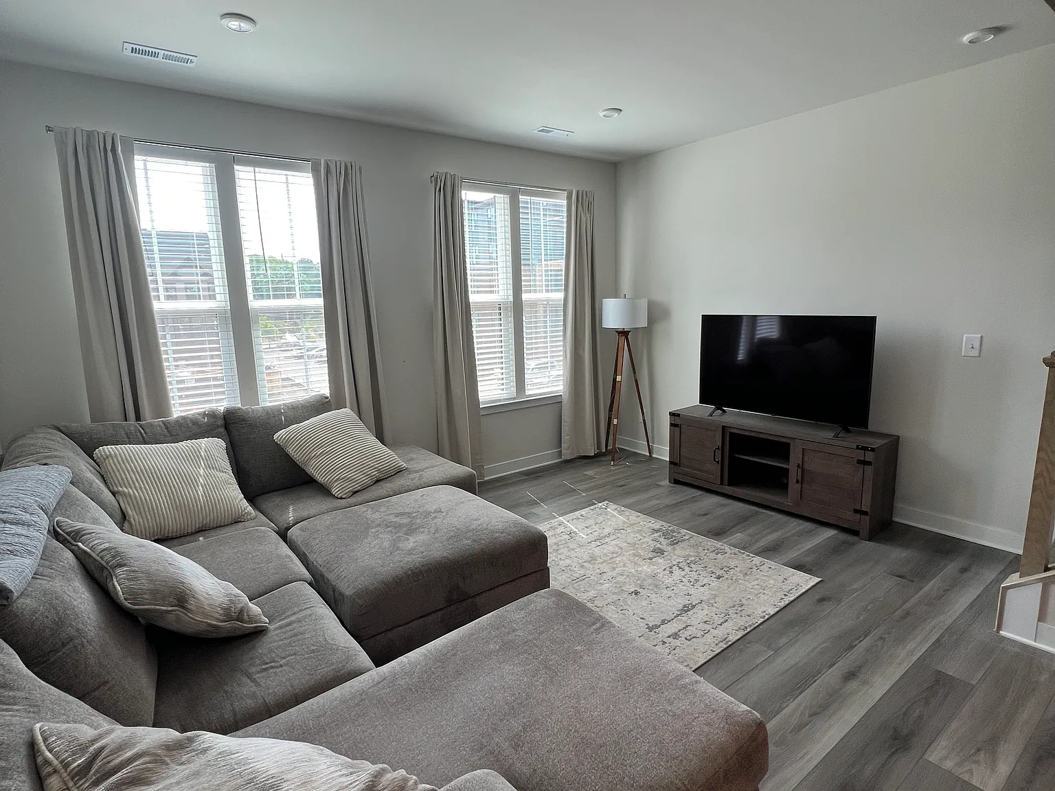 5057 Chinook Ln — Photo 4