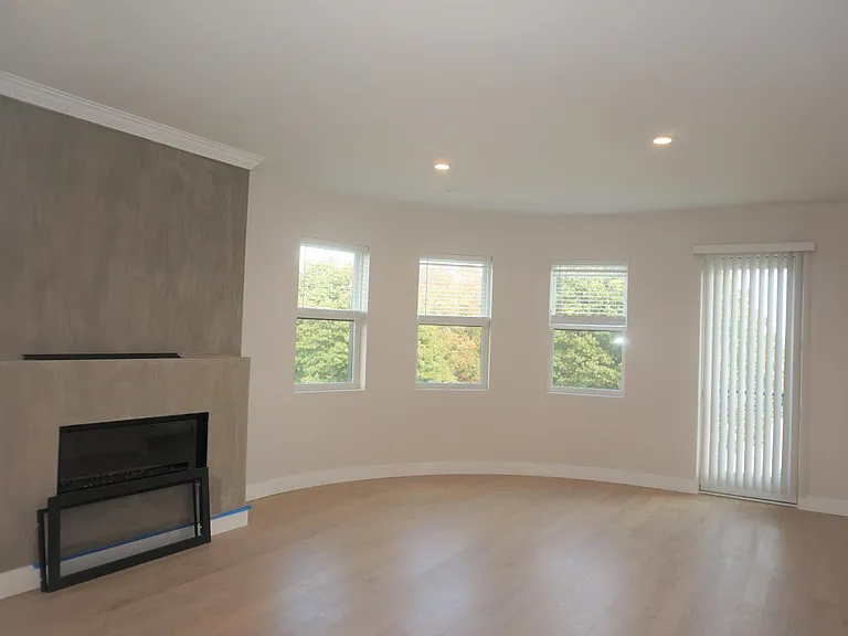 99 Moody St #Penthouse 9 — Photo 12