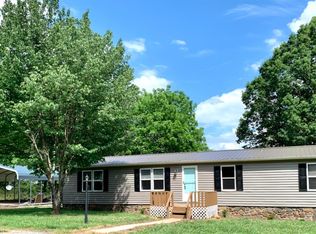 744 E Ferry Rd, Gladys, VA 24554