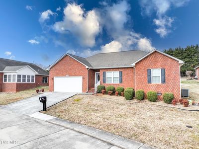 205 Farmington Drive 24, Greeneville, TN, 37743