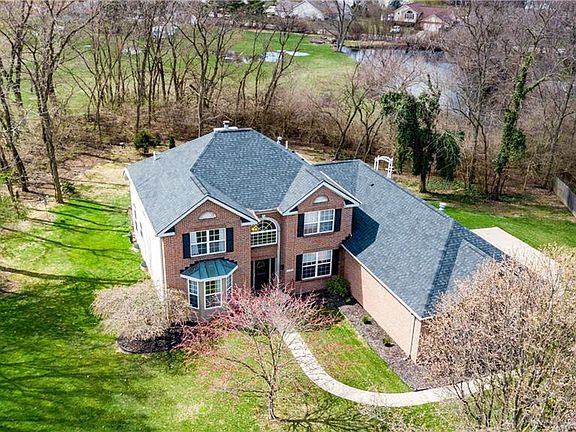 4th image of 1325 Swallow Ct