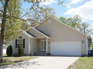 312 Turf Ln, Carl Junction, MO 64834