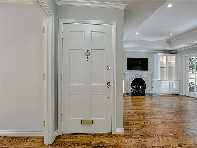 135 Wilder Ave — Photo 19