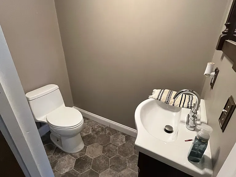 613 Tripoli St — Photo 14