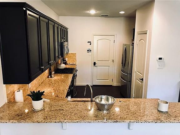 4th image of 2265 Salado Dr