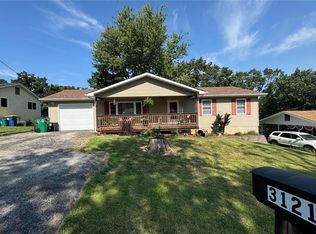 3121 Phils Dr, High Ridge, MO 63049