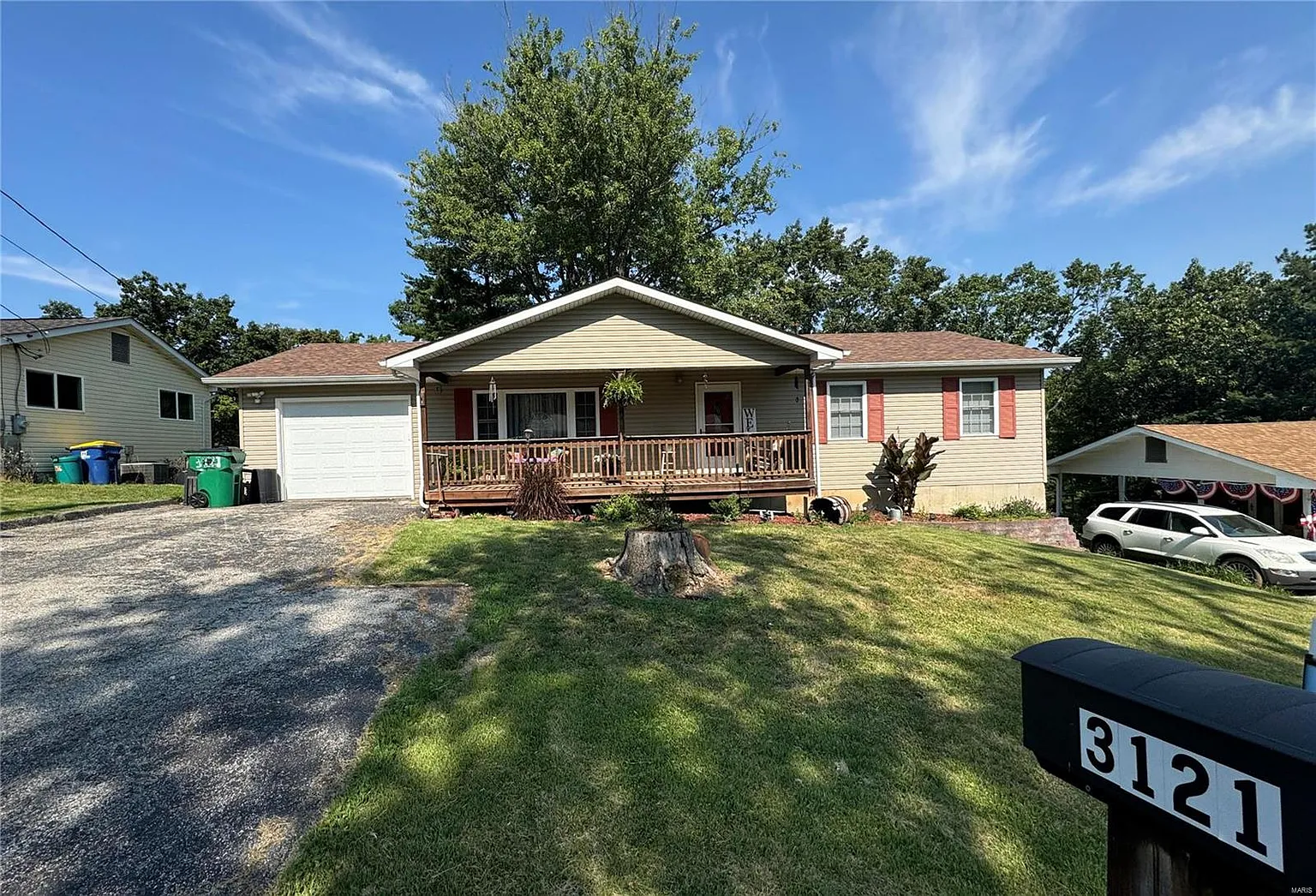 3121 Phils Dr photo 1