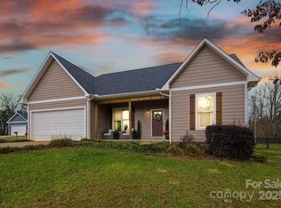 4396 Belmont Dr, Morganton, NC 28655