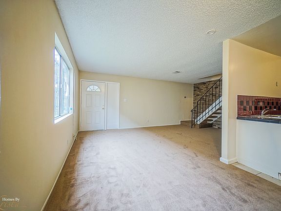 4th image of 2212 Peppertree Way APT 3