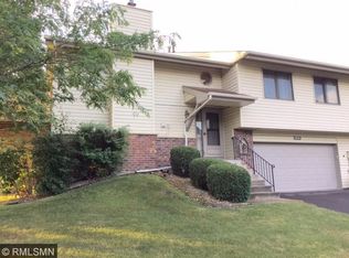 6638 Falstaff Rd, Woodbury, MN 55125