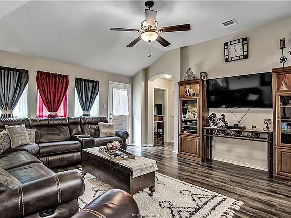 4th image of 2540 Elkhorn Trl
