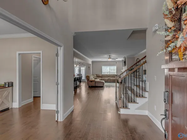 14735 Commonwealth Dr, Athens, AL 35756