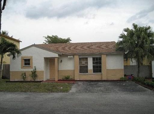 1st image of 18961 NW 63 Court Cir