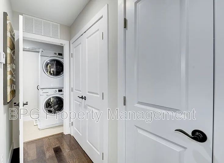 528 Kennedy St NW #402 — Photo 11