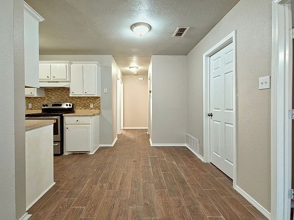 5th image of 5863 6th St
