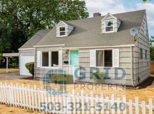 7119 NE Sumner St, Portland, OR 97218