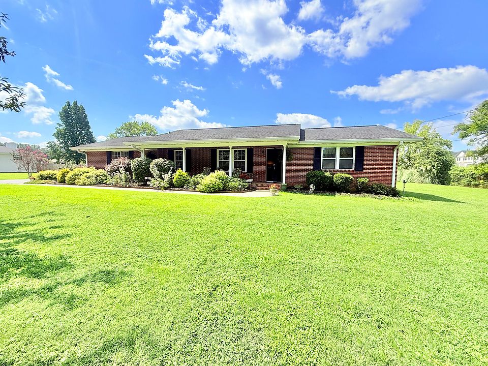 1st image of 1608 Eagle Dr