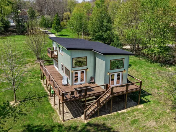 7710 Bull Run Rd, Vinton, OH 45686