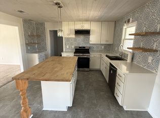 512 S 5th St, Sanger, TX 76266