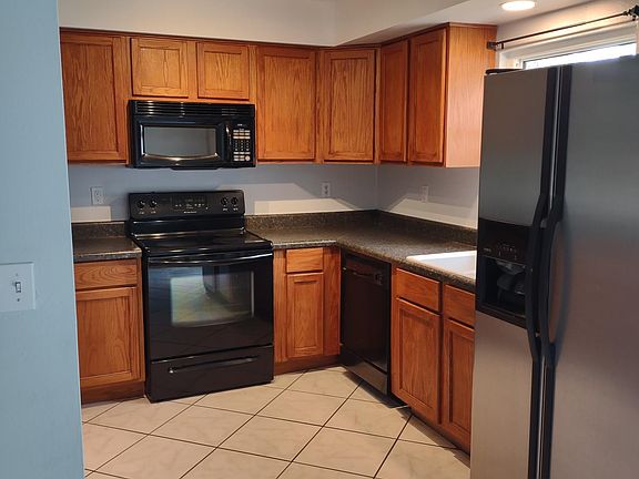 2nd image of 1214 Franklin Dr