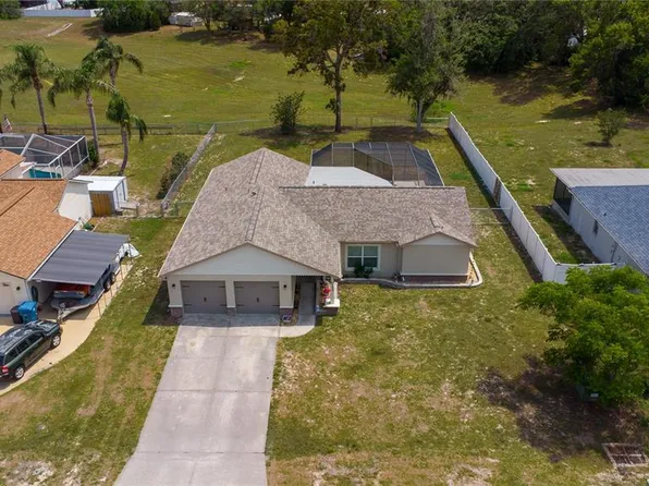 8126 Wooden Dr, Spring Hill, FL 34606
