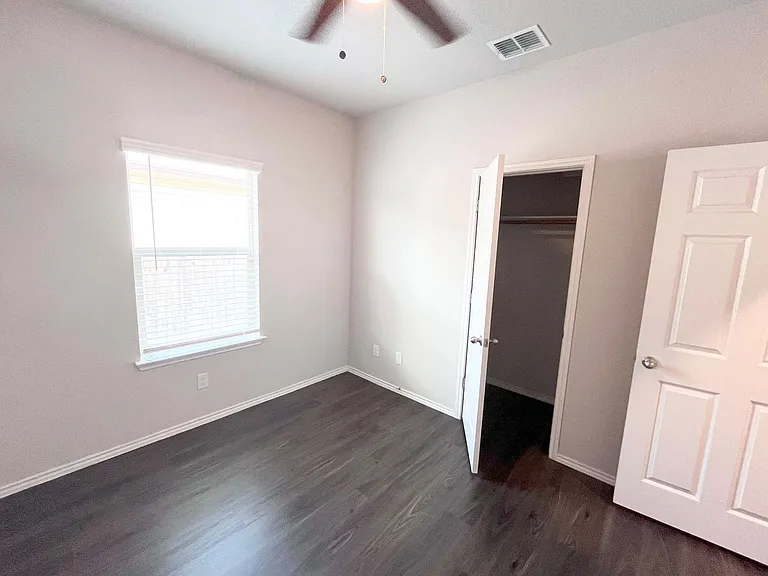 9221 Groff Lndg #1 — Photo 12