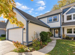 8108 River Bay Dr W, Indianapolis, IN 46240