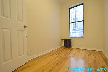 Rented by Uptown Flats LLC