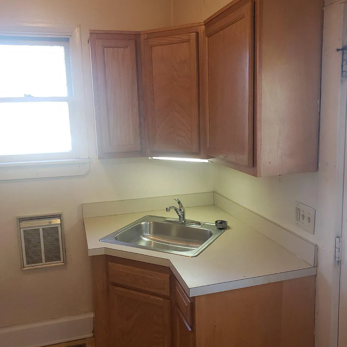 2 bed, 1.0 bath, 840 sqft, $1,850 — Photo 4