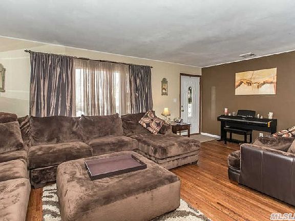 4th image of 296 Waukena Ave