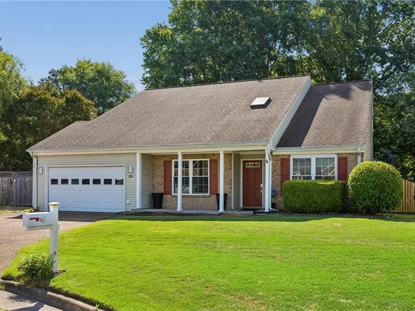 806 Holland Ct, Newport News, VA 23608