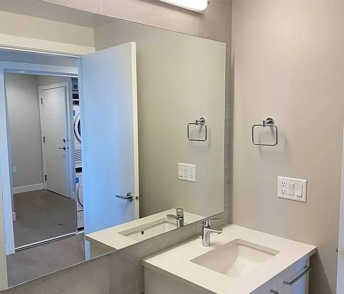 8725 University Cres #1901 — Photo 7